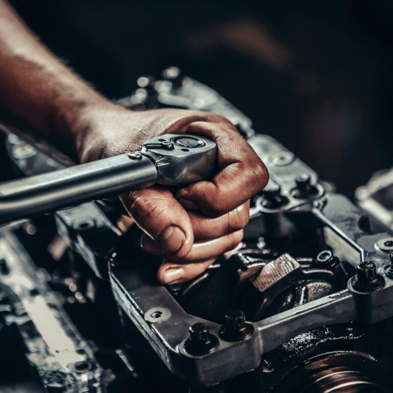 FAQ: Häufig gestellte Fragen zu unseren Motor-Ersatzteilen: Antworten vom Experten